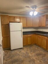 162 Glenn St in Barberton, OH - Building Photo - Building Photo