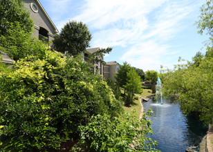 Creekside at North Beach in Fort Worth, TX - Building Photo - Building Photo