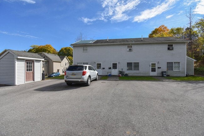 901-905 W 4th St in Lock Haven, PA - Building Photo - Building Photo