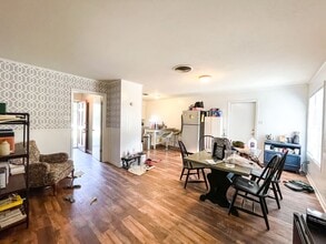 Adorable 4 Bed, 2 Bath Home for August 2026 Move In! in College Station, TX - Building Photo - Building Photo