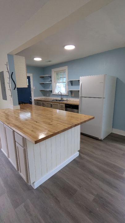 2667 Lawrence St in North Charleston, SC - Building Photo