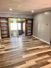 310 W Main St in Newcomerstown, OH - Building Photo - Building Photo