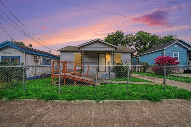 property at 3107 Altoona St