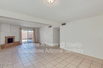4210 E Presidio Rd in Tucson, AZ - Building Photo - Building Photo
