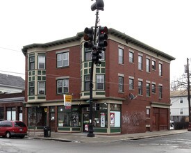 504-506 Broadway in Providence, RI - Building Photo - Building Photo