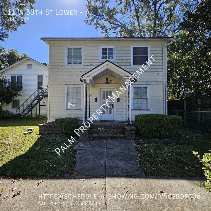 11 W 50th St in Savannah, GA - Building Photo