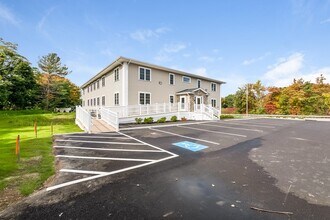 351 Summer St in Abington, MA - Building Photo - Building Photo