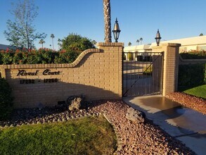 17236 N 106th Ave in Sun City, AZ - Building Photo - Building Photo