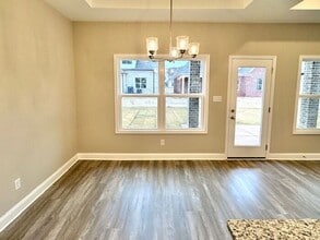 572 Rosalie Woods Dr in Cordova, TN - Building Photo - Building Photo