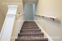 533 Willow Ave photo'