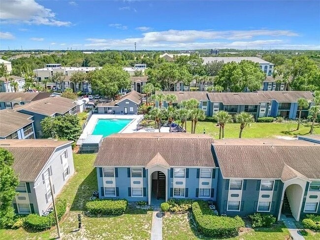 property at 2549 N Alafaya Trail