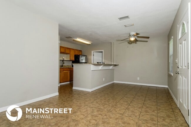 4601 W Paxton Ave in Tampa, FL - Building Photo - Building Photo