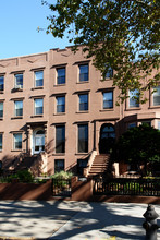 25 3rd Pl in Brooklyn, NY - Building Photo - Building Photo