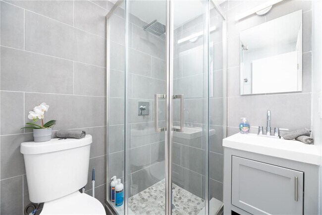 1151 NE 17th Ct in Fort Lauderdale, FL - Building Photo - Building Photo