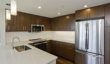 Park Towne Place Apartments in Philadelphia, PA - Foto de edificio - Building Photo