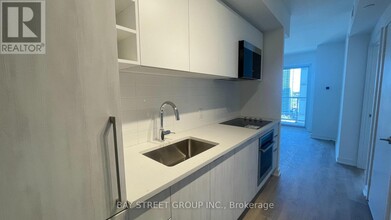 2031-2031 Kennedy Rd in Toronto, ON - Building Photo - Building Photo