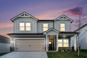 1933 Mahala Dr in Hermitage, TN - Building Photo