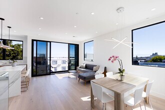 756 Chestnut St in San Francisco, CA - Foto de edificio - Building Photo