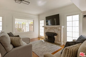 2131 5th Ave in Los Angeles, CA - Building Photo - Building Photo