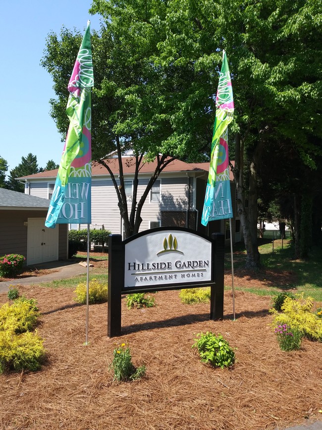 Hillside Garden Apartments in Winston-Salem, NC - Foto de edificio - Interior Photo