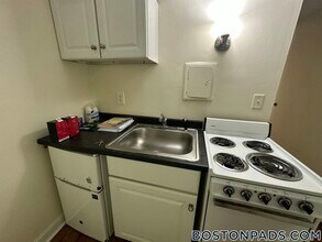 51 S Huntington Ave in Boston, MA - Building Photo - Building Photo