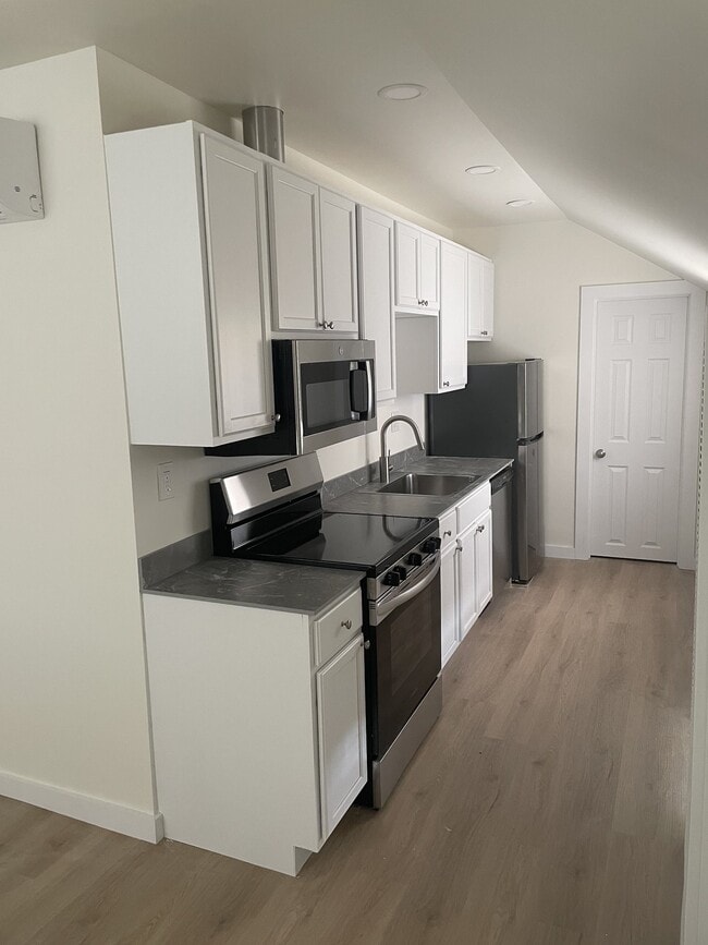 property at 932 Bross St