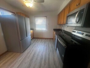 909 E Howard Ave in Milwaukee, WI - Building Photo - Building Photo