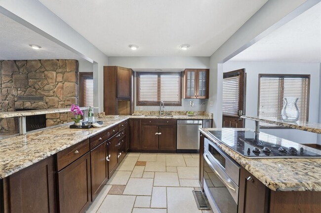 13040 Duncan Plains Rd NW in Johnstown, OH - Building Photo - Building Photo