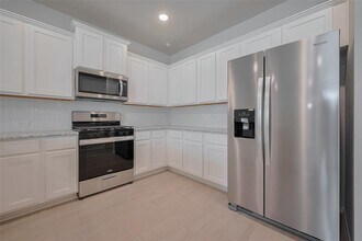 2902 Scanlan Mdw in Sienna, TX - Building Photo - Building Photo