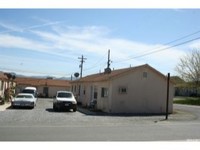 154 Pine St in Valley Springs, CA - Foto de edificio - Building Photo