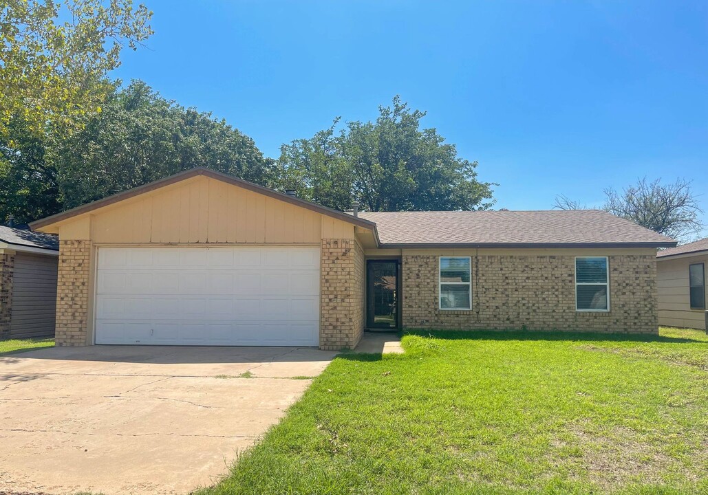 6509 22nd Pl in Lubbock, TX - Building Photo