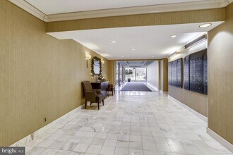 4201 CATHEDRAL NW in Washington, DC - Building Photo - Building Photo