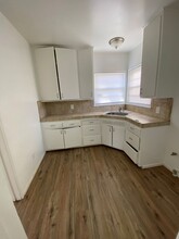 710-714 Pine St in Bakersfield, CA - Foto de edificio - Building Photo