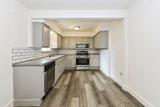 715 Wafer St in Pasadena, TX - Building Photo - Building Photo