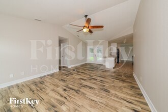 6177 Hollywood Ave in North Port, FL - Building Photo - Building Photo