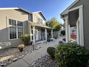 2080 S Josephine St in Denver, CO - Building Photo - Building Photo