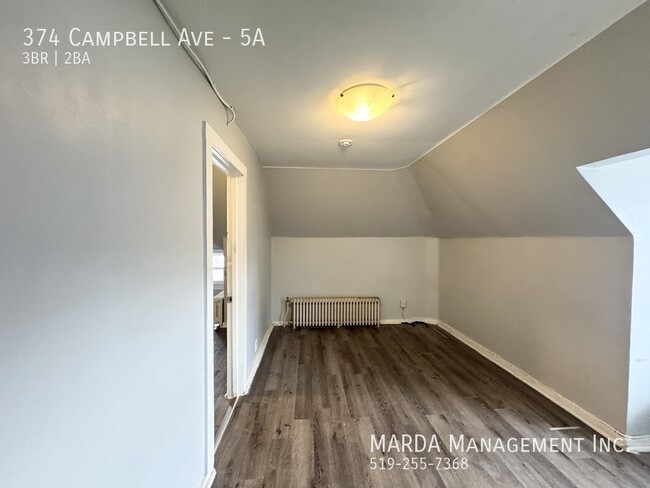 374 Campbell Ave