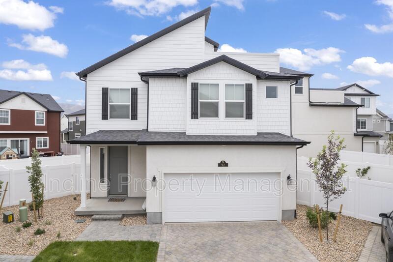 97 E Polaris Dr in Saratoga Springs, UT - Building Photo