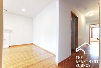 2722 N Kimball Ave in Chicago, IL - Building Photo - Building Photo