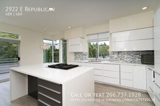 2922 E Republican St in Seattle, WA - Building Photo - Building Photo