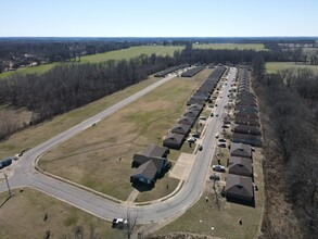 University Town at Martin in Martin, TN - Building Photo - Building Photo