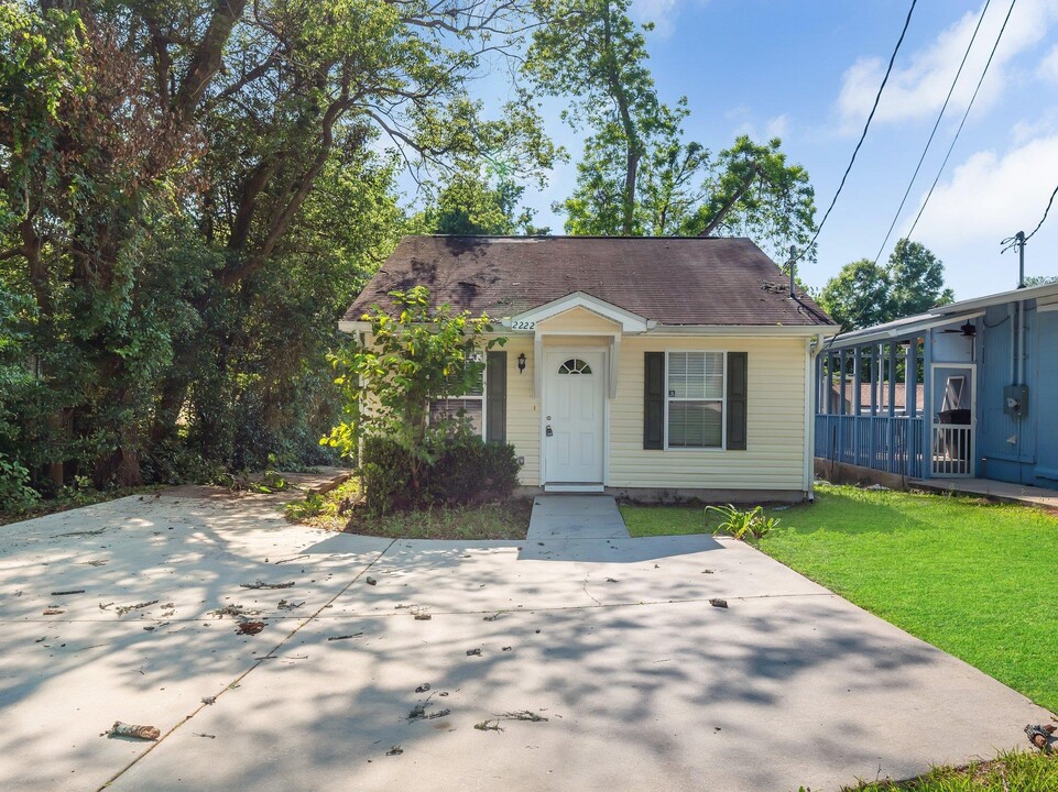 2222 St Marks St in Tallahassee, FL - Building Photo
