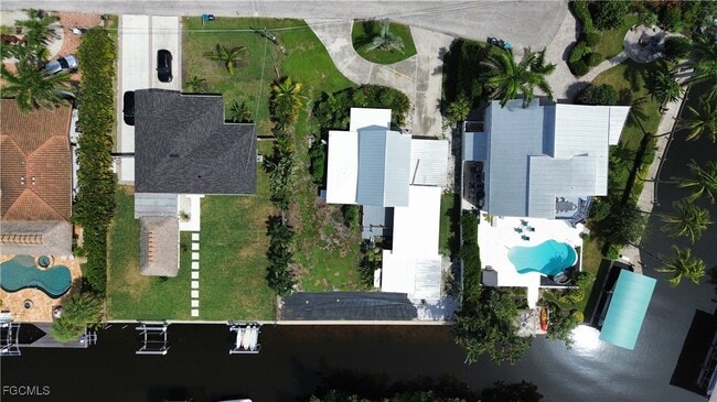 12743 Brewster Dr in Ft. Myers, FL - Building Photo - Building Photo