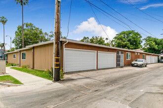 14640 S Atlantic in Compton, CA - Building Photo - Primary Photo