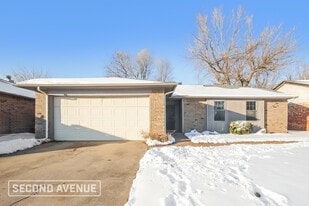 2621 SW 103rd St in Oklahoma City, OK - Building Photo