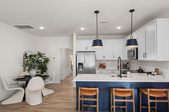 8620 Steele Creek Rd