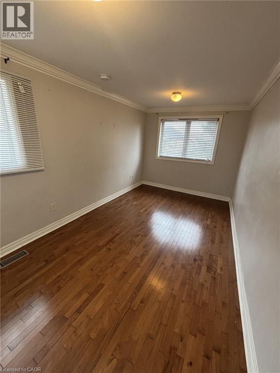 205 Ivon Ave in Hamilton, ON - Building Photo - Building Photo