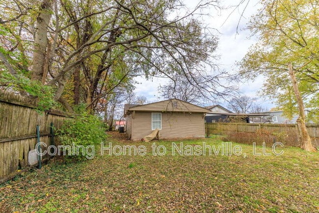891 W Sharpe Ave in Nashville, TN - Building Photo - Building Photo