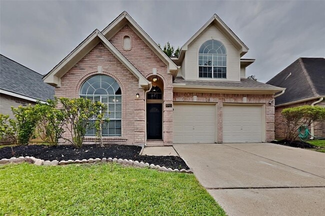 property at 8815 Lawncliff Ln