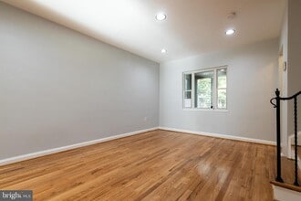 306 35th St NE in Washington, DC - Building Photo - Building Photo